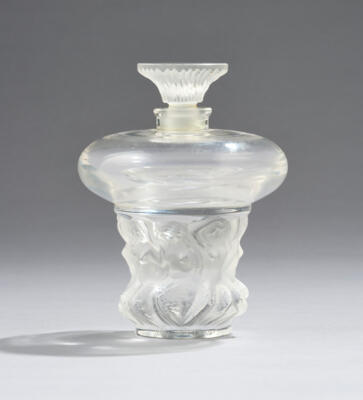 Flakon, vgl. "Calendal", René Lalique, Wingen-sur-Moder - Kleinode des Jugendstils & Angewandte Kunst des 20. Jahrhunderts