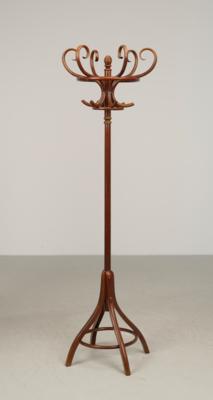 A clothes stand (“Kleiderstock”), model number 3, designed before 1904, executed by Gebrüder Thonet, Vienna - Jugendstil e arte applicata del XX secolo