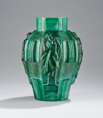 Vase 'Ingrid', Firma Curt Schlevogt, Gablonz, Form und Dekor: um 1934, Entwurf: Arthur Plewa - Kleinode des Jugendstils & Angewandte Kunst des 20. Jahrhunderts