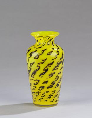 A vase, Johann Lötz Witwe, Klostermühle, second half of the 1930s - Jugendstil e arte applicata del XX secolo