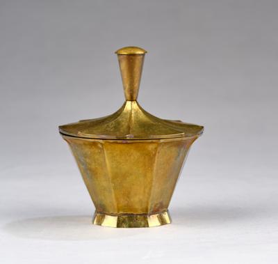 A brass lidded box in the style of Josef Hoffmann, c. 1915/20 - Secese a umění 20. století