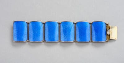 An enamelled sterling silver bracelet, Norway, c. 1960 - Jugendstil e arte applicata del XX secolo