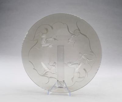 H. Fischer, a large bowl with intaglio figural motifs and horses, 1942 - Jugendstil e arte applicata del XX secolo