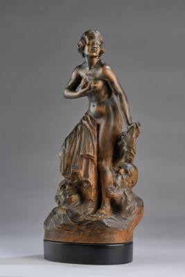 L. Hofmann, a tall wooden sculpture: Susanna and the Elders, c. 1920/30 - Jugendstil e arte applicata del XX secolo