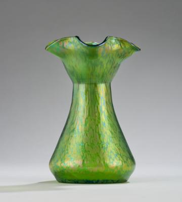 A vase, Johann Lötz Witwe, Klostermühle, c. 1900 - Secese a umění 20. století