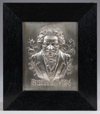 A silver-plated Beethoven relief after Franz von Stuck, designed in 1905 - Secese a umění 20. století