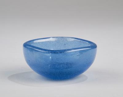 A small bowl 'Sommerso a bollicine', designed by Carlo Scarpa, 1934, Venini, Murano - Jugendstil e arte applicata del 20 secolo