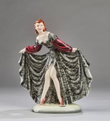 Stephan Dakon, a figurine “Jolanthe” (female dancer, holding her dress open) on an oval base, model number 8440, designed in c. 1939, executed by Wiener Manufaktur Friedrich Goldscheider, by c. 1941 - Jugendstil e arte applicata del 20 secolo