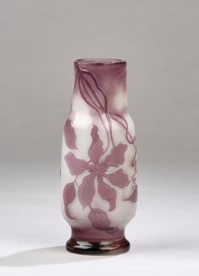 Vase "Clematites", Emile Gallé, Nancy, um 1925 - Kleinode des Jugendstils & Angewandte Kunst des 20. Jahrhunderts