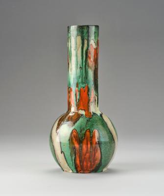 A vase, model number 742, Wiener Manufaktur Friedrich Goldscheider, by c. 1941 - Jugendstil e arte applicata del 20 secolo