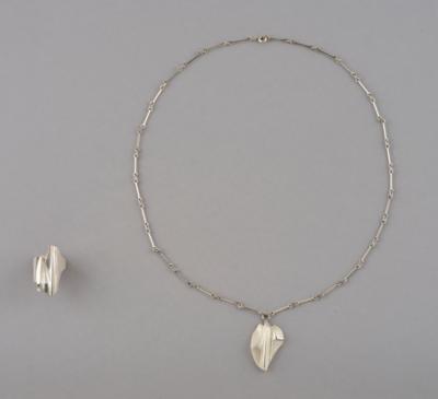 Björn Weckström (born in 1935), a sterling silver pendant with ring, Lapland, Finland, 1992 - Secese a umění 20. století