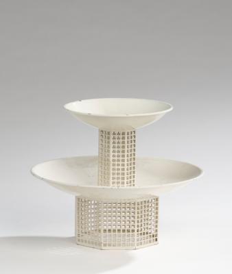 Josef Hoffmann, a centrepiece, model number 0274, designed in 1904 for the Wiener Werkstätte; later execution - Jugendstil e arte applicata del XX secolo