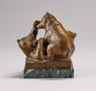 Walter Pochlatko (1901 Linz - Graz 1986), Bronzegruppe: Spielende Bären, 1956 - Kleinode des Jugendstils & Angewandte Kunst des 20. Jahrhunderts