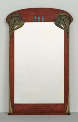 Wandspiegel mit Blattmotiven und Knospen aus Messing, um 1920 - Kleinode des Jugendstils & Angewandte Kunst des 20. Jahrhunderts