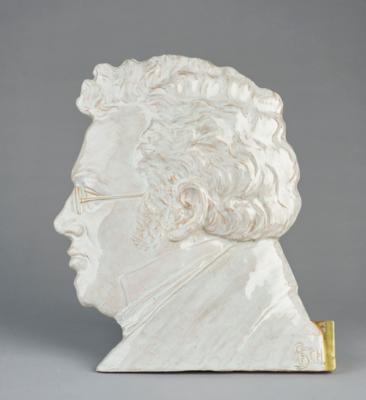 Großes Wandrelief mit Profilbildnis von Franz Schubert, Gmunden, nach 1907/08 - Kleinode des Jugendstils & Angewandte Kunst des 20. Jahrhunderts