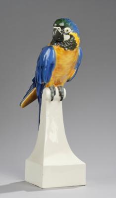 Karl (Carl) Perl, a large parrot with a base, model number 426, Keramos, Vienna, by c. 1949 - Jugendstil e arte applicata del XX secolo