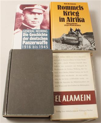 Konvolut von vier Büchern zur Geschichte des 2. Weltkrieges: - Armi d'epoca, uniformi e militaria