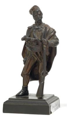 Dunkel patinierte Bronzestatuette eines Seressaners - Antique Arms, Uniforms and Militaria