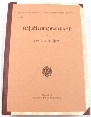 Fotokopierte und buchmäßig gebundene 'Adjustierungsvorschrift - Antique Arms, Uniforms and Militaria