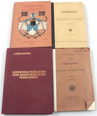 Konvolut von vier Büchern: - Historische Waffen, Uniformen, Militaria