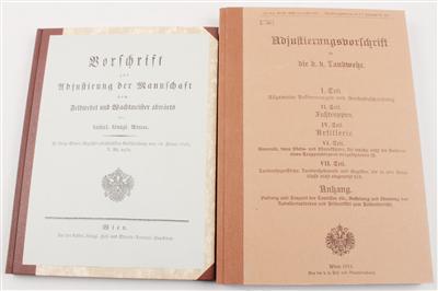 Konvolut von zwei fotokopierten und buchmäßig gebundenen Adjustierungsvorschriften: - Antique Arms, Uniforms and Militaria