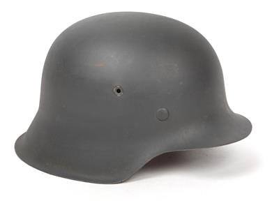 Deutscher Stahlhelm, - Starožitné zbran?