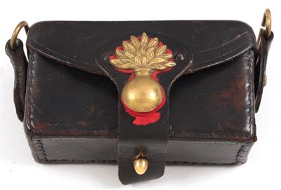 Kartusche für Mannschaften der italienischen Carabinieri, - Antique Arms, Uniforms and Militaria