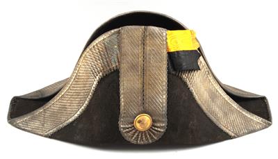 Stulphut - Antique Arms, Uniforms and Militaria