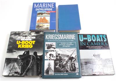 Konvolut 5 Bücher zum Thema Marine - Historische Waffen, Uniformen, Militaria