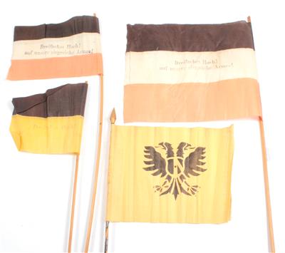 Konvolut 9 patriotischer Hand-Fähnchen, - Antique Arms, Uniforms and Militaria