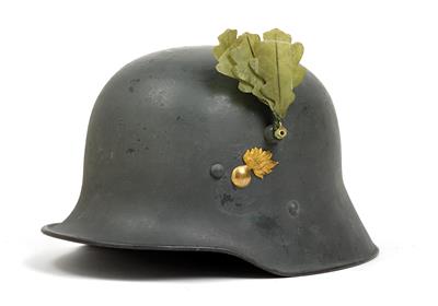 Österreichischer Stahlhelm, - Starožitné zbraně