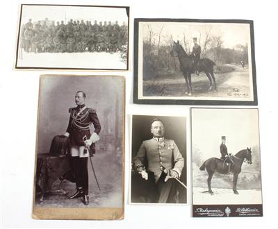 Konvolut von 20 Portrait- bzw. Gruppenfotos von Offizieren der k. u. k. Armee vor 1914, - Historische Waffen, Uniformen, Militaria; Sonderteil: Die k.u.k. Armee im Ersten Weltkrieg