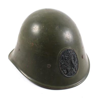 A Dutch steel helmet, - Armi d'epoca, uniformi e militaria