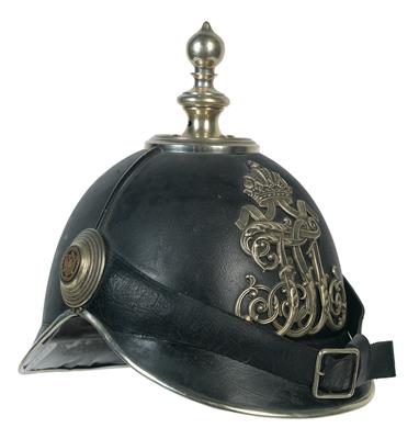 Helm für Mannschaften der k. k. Sicherheitswache nach der Adjustierungsvorschrift von 1884. - Armi d'epoca, uniformi e militaria