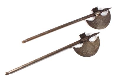 1 Paar indo-persische Zeremonialstreitäxte, - Starožitné zbraně