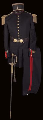 Komplette Gala-Uniform für einen Capitaine der französischen Artillerie - Starožitné zbraně