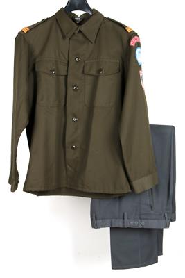Hemdbluse und Hose, - Antique Arms, Uniforms and Militaria