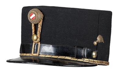 Steife schwarze Kappe für einen Gendarmerioffizier, - Antique Arms, Uniforms and Militaria