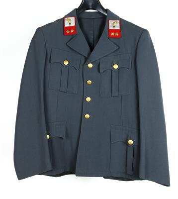 Uniformrock für einen Revierinspektor der österreichischen Gendarmerie, - Starožitné zbraně