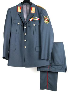 Uniformrock und Hose für österreichische Bundesgendarmerie, - Historische Waffen, Uniformen, Militaria - Schwerpunkt österreichische Gendarmerie und Polizei