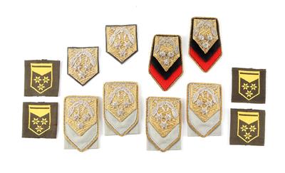 Konvolut von 6 Paar Distinktionen für einen Oberst der Dienstklasse 8 - Antique Arms, Uniforms and Militaria
