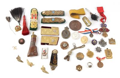 Großes Konvolut Österreich meist k. u. k. Armee, - Antique Arms, Uniforms and Militaria