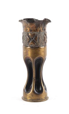 'Trench-Art'-Vase, - Historische Waffen, Uniformen, Militaria