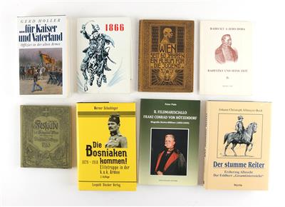 Konvolut von 12 Büchern zum Thema k. u. k. Armee, Heerführer und Feldzüge. - Starožitné zbraně