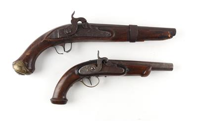 Konvolut von zwei Pistolen, - Antique Arms, Uniforms and Militaria
