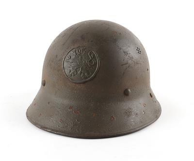 Tschechoslowakischer Stahlhelm, - Antique Arms, Uniforms and Militaria