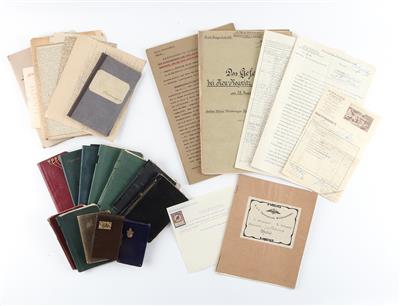 Konvolut von 12 kleinen Kriegstagebüchern aus dem 1. Weltkrieg, - Historische Waffen, Uniformen, Militaria