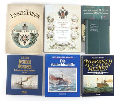 Konvolut von 7 Büchern zum Thema k. u. k. Armee, meist Marine: - Antique Arms, Uniforms and Militaria