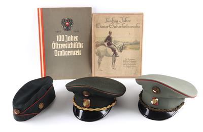 Konvolut von 3 Kopfbedeckungen der österr. Exekutive der 2. Republik, - Armi d'epoca, uniformi e militaria