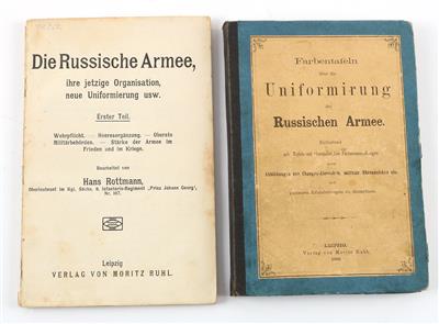 Konvolut von 2 Broschüren zur Uniformierung der russischen zaristischen Armee, - Historische Waffen, Uniformen, Militaria
